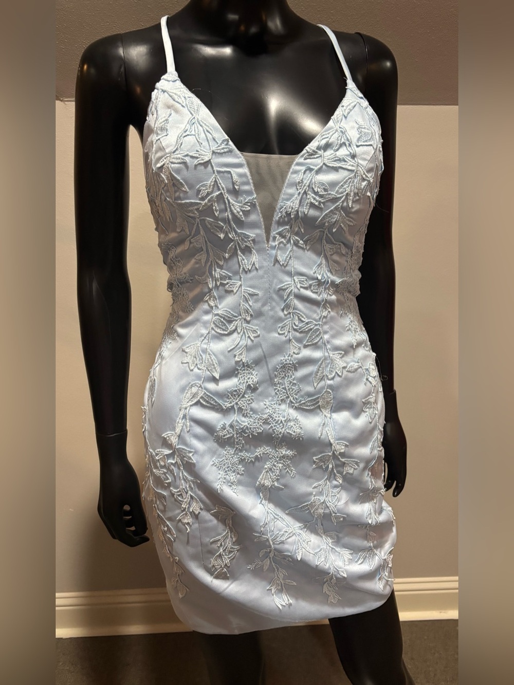 Pretty ice blue semi formal mini dress Homecoming prom date night Sz 3
